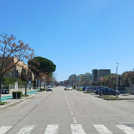 Daire Cn010 - Cesenatico, Ampio Trilocale Fronte Mare Con Inclusa *