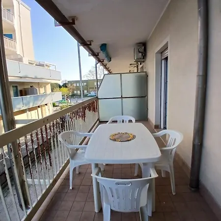 Appartement Cn010 - Cesenatico, Ampio Trilocale Fronte Mare Con Inclusa *