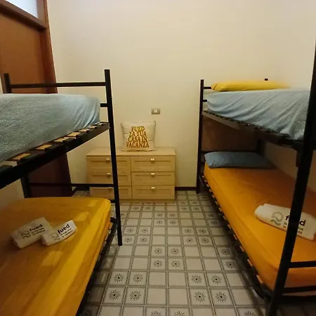 Appartement Cn010 - Cesenatico, Ampio Trilocale Fronte Mare Con Inclusa